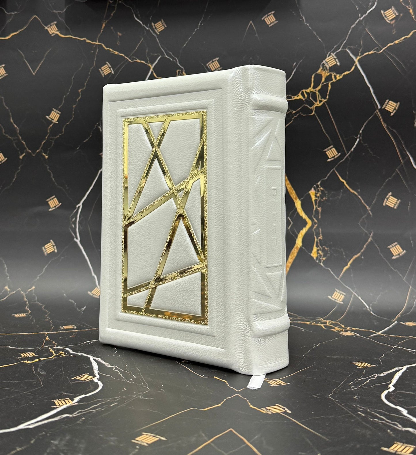 סידור כוונת הלב - עור אמיתי עם פלקטה ע"מ בשלל צבעים / פורמט בינוני