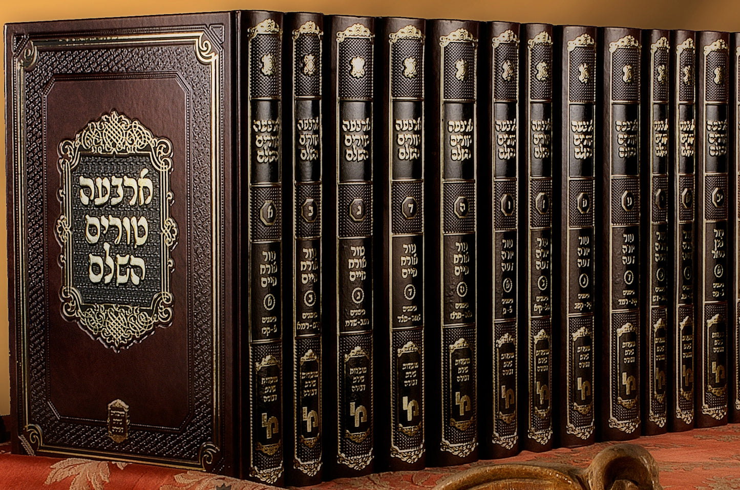 ארבעה טורים שירת דבורה מהדורת מארקוביץ גדול יב' כרכים